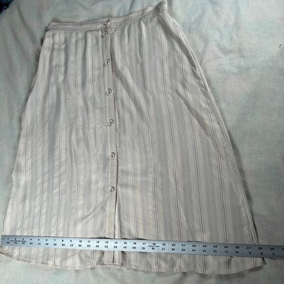 H&M Womens Sz 10 skirt cream drapey satin button front skirt Office Event Basic - Picture 5 of 7